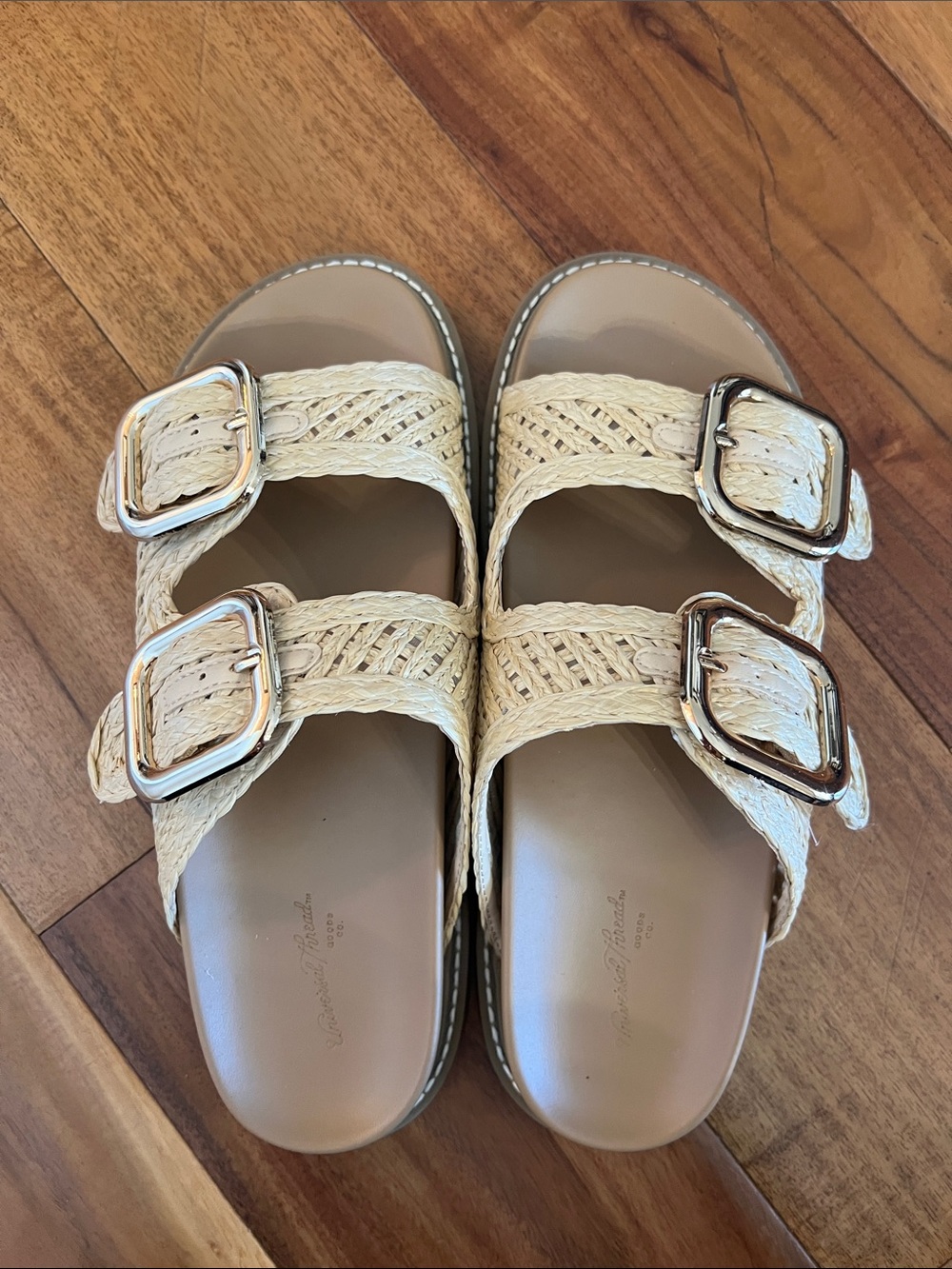 Universal Thread - Collin Sandals - Picture 3 of 6